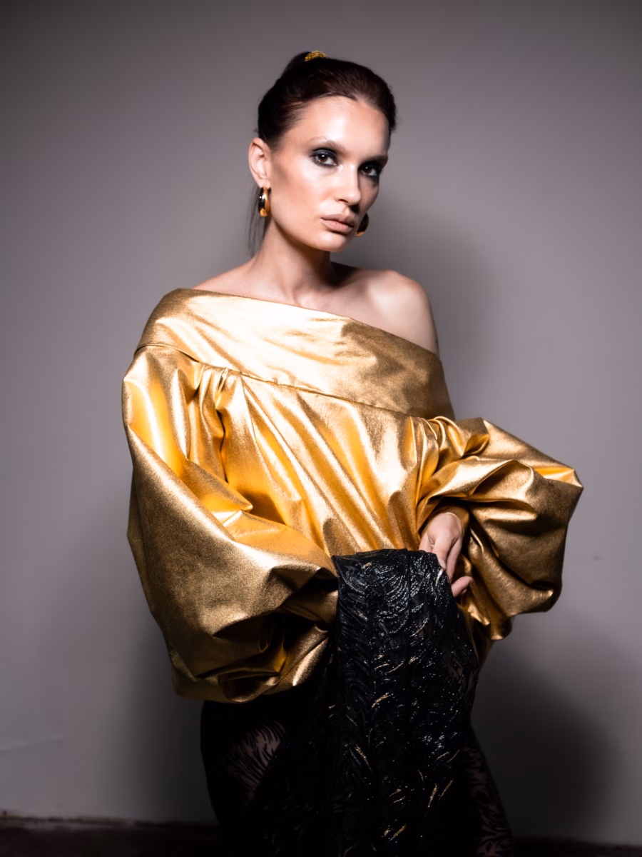 Золотий бомбер AURUM