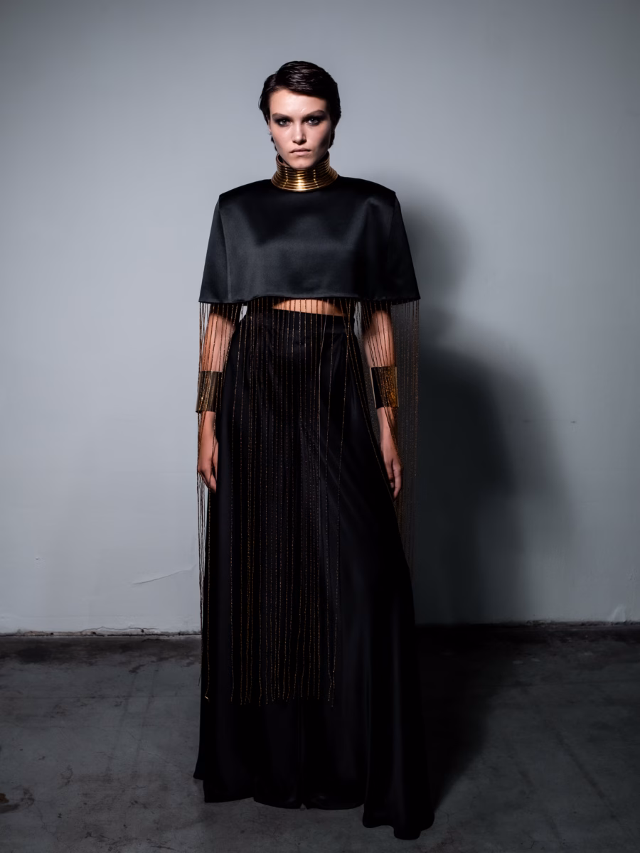 Чорний кейп CASCADE