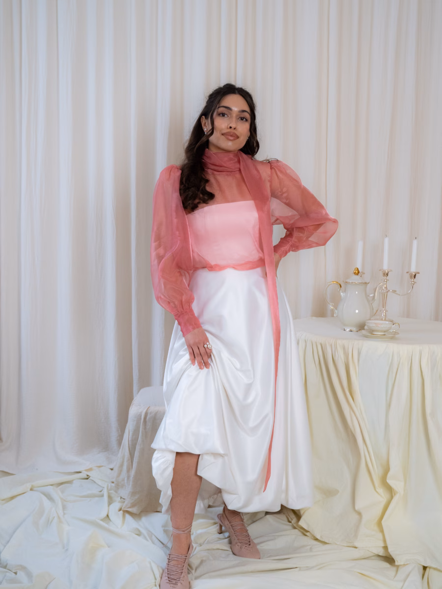 Біла спідниця WAVE